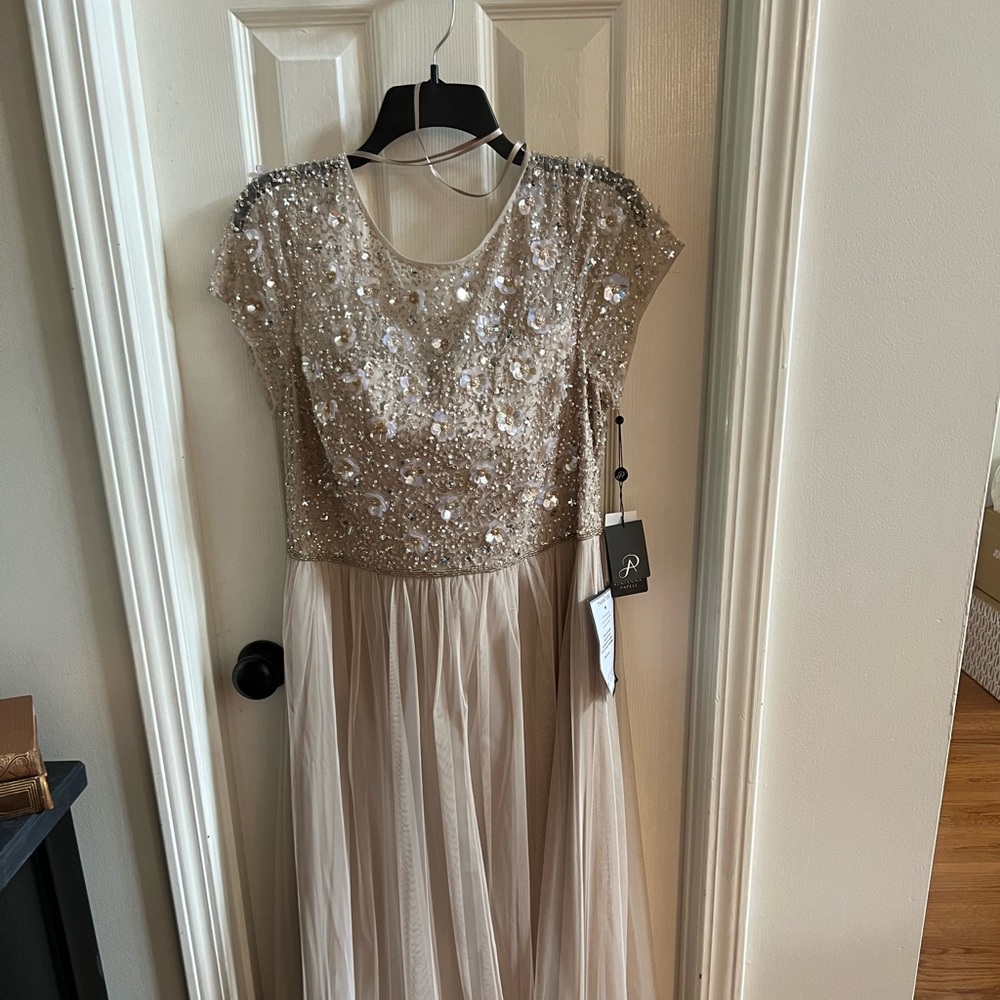 Adrianna Papell Cream Beaded Tull Short Sleeve Gown